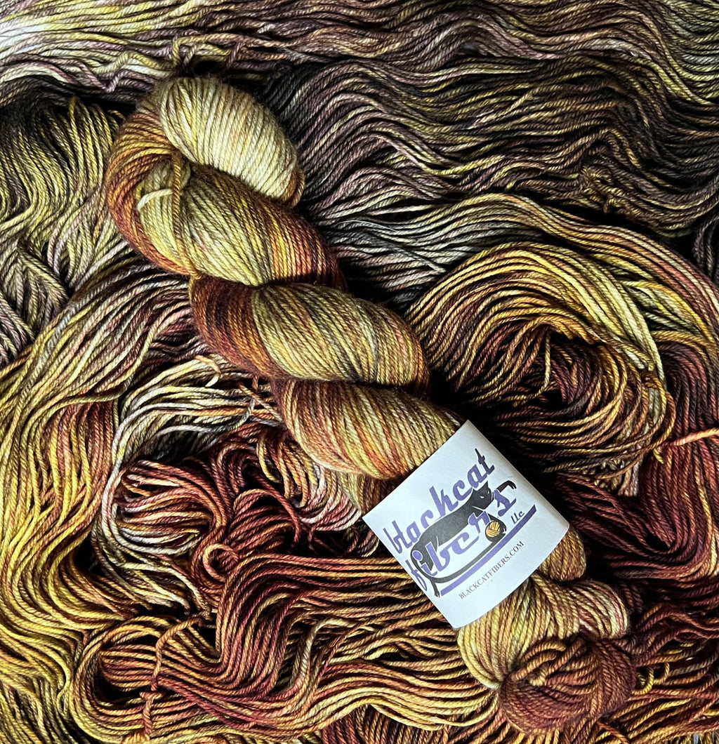 Black Cat Fibers - Sandalwood